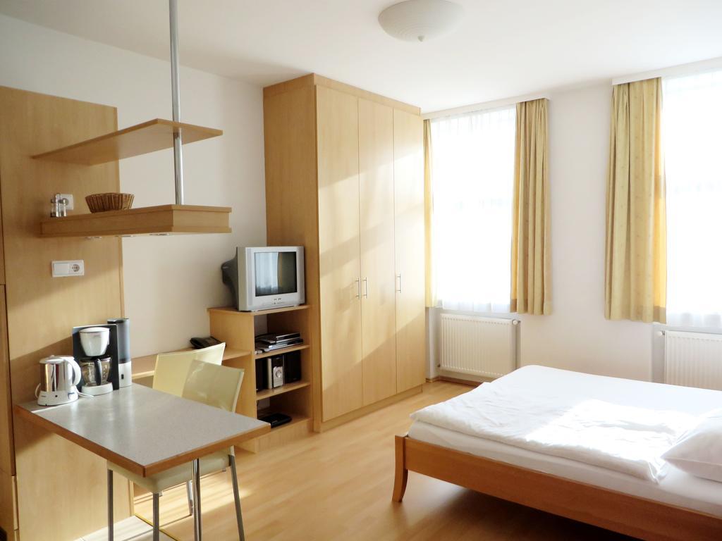 Riess Apartments Trambauerstrasse | Contactless Check-In Відень Екстер'єр фото