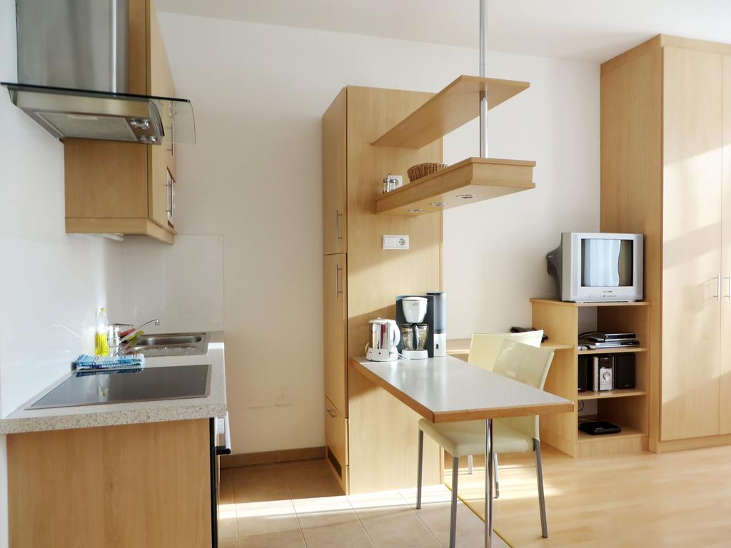 Riess Apartments Trambauerstrasse | Contactless Check-In Відень Екстер'єр фото